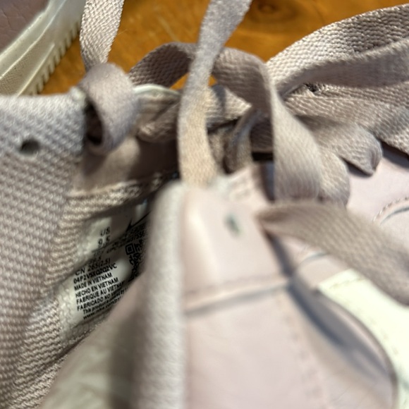 Women’s Nike Air Force 1 '07 Sneakers 'Platinum Violet' DV3808-001 Size 9.5 NEW - Picture 6 of 6